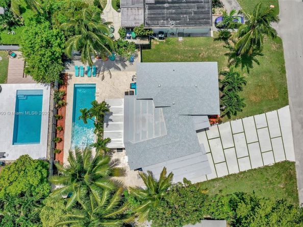 14925 NE 7th Ave, Miami FL 33161