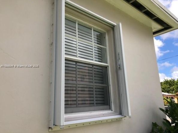 503 SW 29th Ct, Miami FL 33135