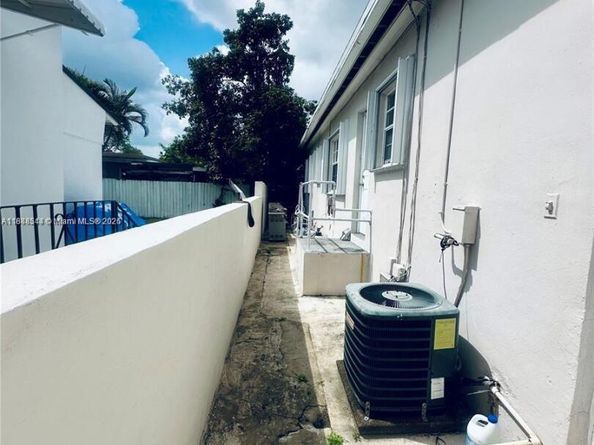 503 SW 29th Ct, Miami FL 33135