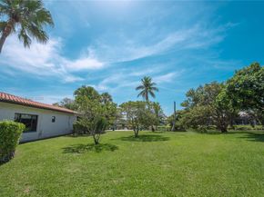 510 Birchwood Way, Weston FL 33326