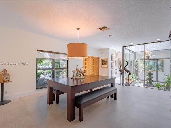 510 Birchwood Way, Weston FL 33326