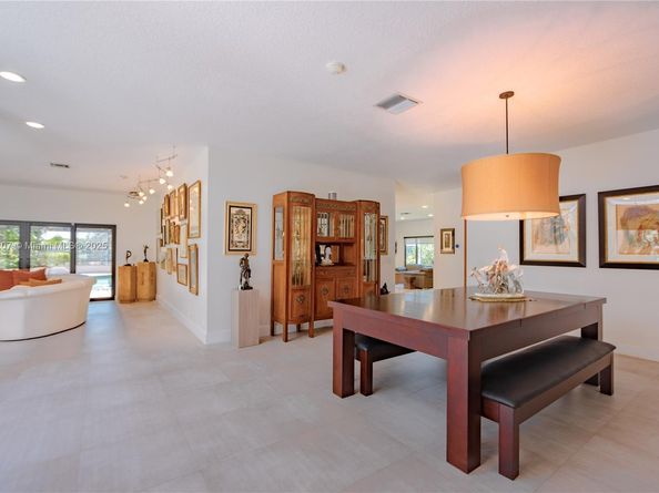 510 Birchwood Way, Weston FL 33326
