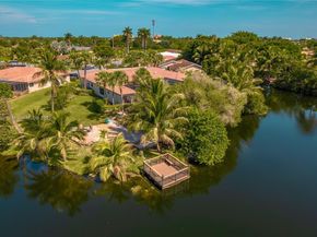 510 Birchwood Way, Weston FL 33326
