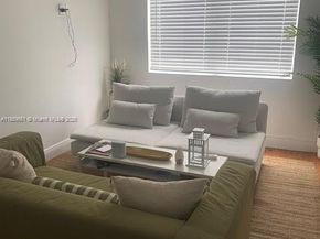 830 10th St 1, Miami Beach FL 33139