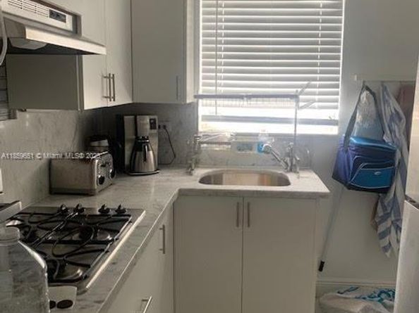 830 10th St 1, Miami Beach FL 33139