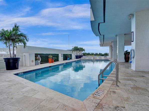 315 NE 3rd Ave 1505, Fort Lauderdale FL 33301