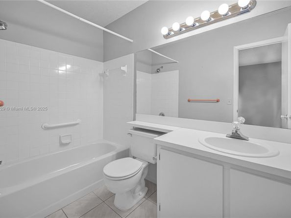 502 Westree Ln, Plantation FL 33324