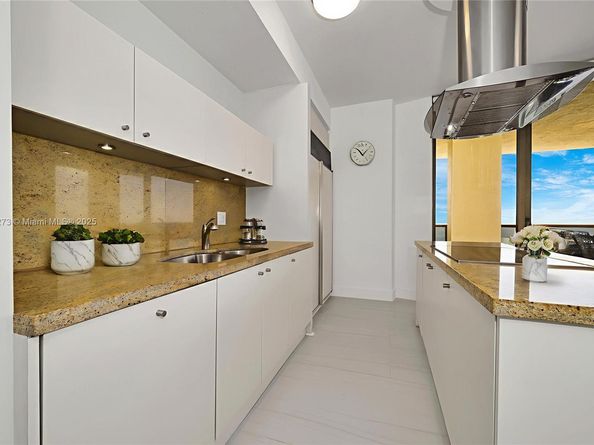 16275 Collins Ave 801, Sunny Isles Beach FL 33160