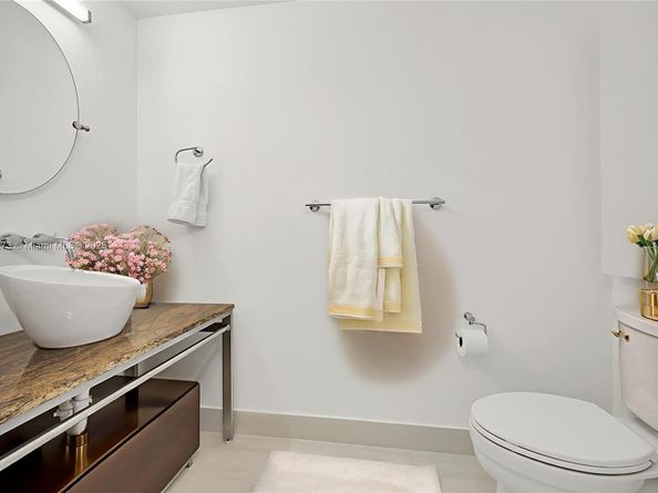 16275 Collins Ave 801, Sunny Isles Beach FL 33160