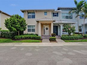 4002 Poinciana Ln, Hollywood FL 33021