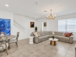 4002 Poinciana Ln, Hollywood FL 33021