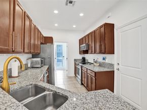 4002 Poinciana Ln, Hollywood FL 33021