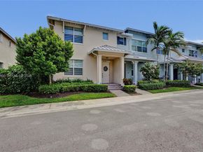 4002 Poinciana Ln, Hollywood FL 33021