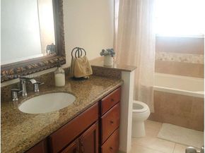 6790 SW 10th Ct, Pembroke Pines FL 33023