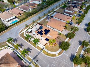 160 SE 23rd Ter, Homestead FL 33033