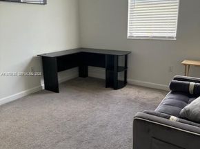 160 SE 23rd Ter, Homestead FL 33033