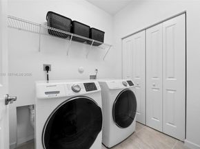 160 SE 23rd Ter, Homestead FL 33033