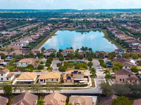 160 SE 23rd Ter, Homestead FL 33033