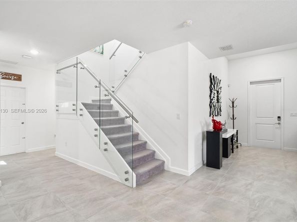 160 SE 23rd Ter, Homestead FL 33033