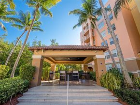 19555 E Country Club Dr 8303, Aventura FL 33180