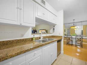 19555 E Country Club Dr 8303, Aventura FL 33180