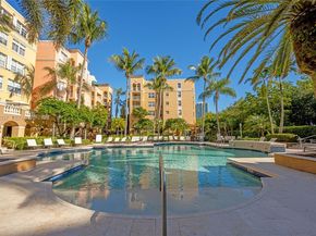 19555 E Country Club Dr 8303, Aventura FL 33180