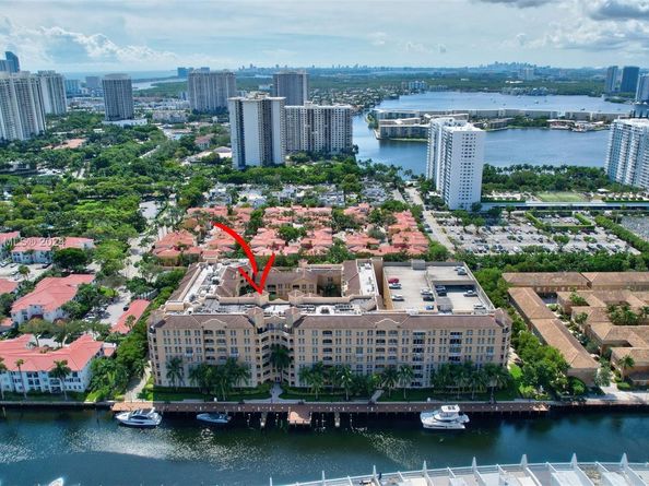 3001 NE 185th St 114, Aventura FL 33180