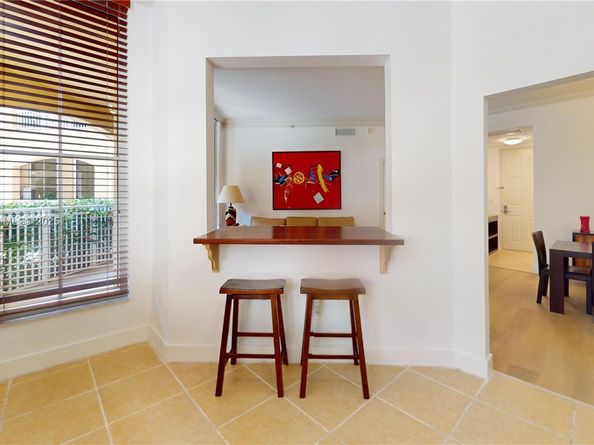 3001 NE 185th St 114, Aventura FL 33180