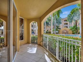 3001 NE 185th St 114, Aventura FL 33180