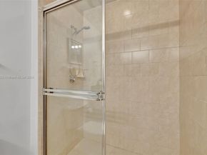3001 NE 185th St 114, Aventura FL 33180