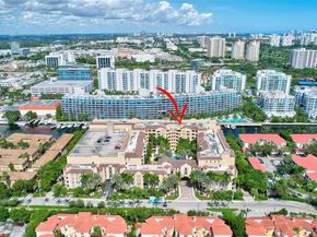 3001 NE 185th St 114, Aventura FL 33180