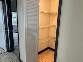 160 NE 203rd Ter 18, Miami Gardens FL 33179