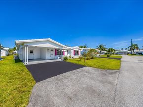 2520 NW 2nd Dr, Pompano Beach FL 33064