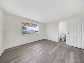 2520 NW 2nd Dr, Pompano Beach FL 33064