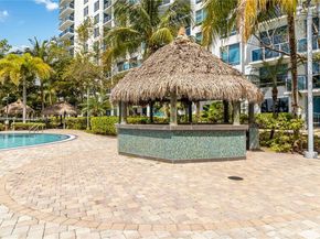 2641 N Flamingo Rd 307N, Sunrise FL 33323