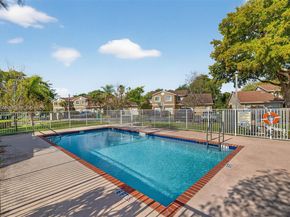 5843 Woodlands Blvd, Tamarac FL 33319