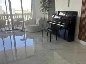 1000 W Island Blvd 1710, Aventura FL 33160