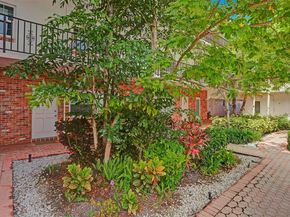 2500 NE 9th St 111, Fort Lauderdale FL 33304