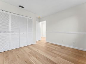 1784 SW 110th Ter, Davie FL 33324