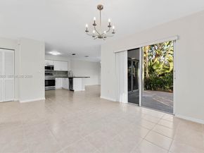 1784 SW 110th Ter, Davie FL 33324