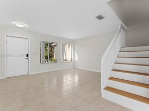 1784 SW 110th Ter, Davie FL 33324