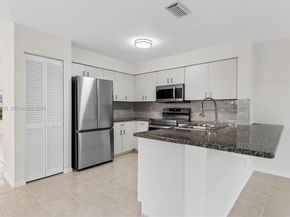 1784 SW 110th Ter, Davie FL 33324