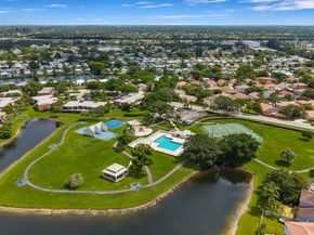 1784 SW 110th Ter, Davie FL 33324