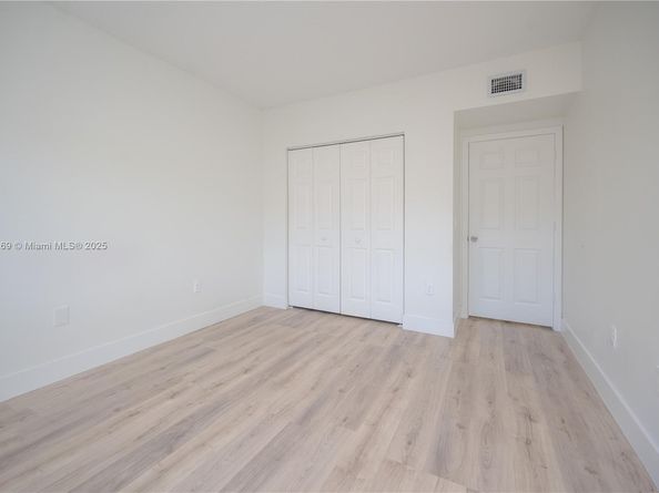 2406 Centergate Dr 202, Miramar FL 33025