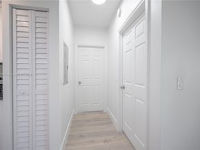 2406 Centergate Dr 202, Miramar FL 33025