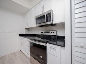 2406 Centergate Dr 202, Miramar FL 33025