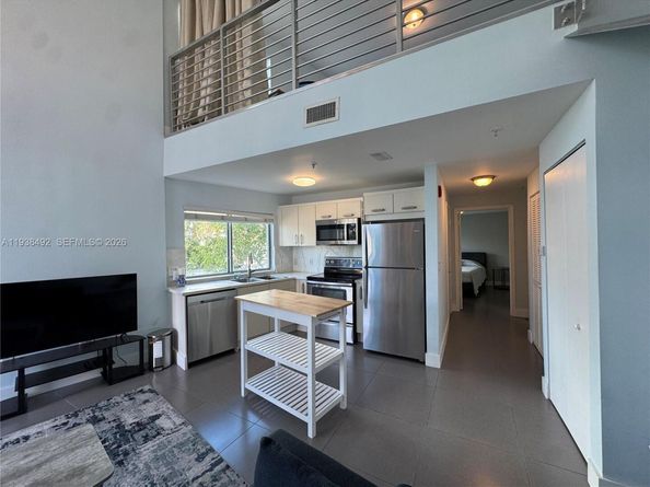 7700 S Collins Ave 1, Miami Beach FL 33141