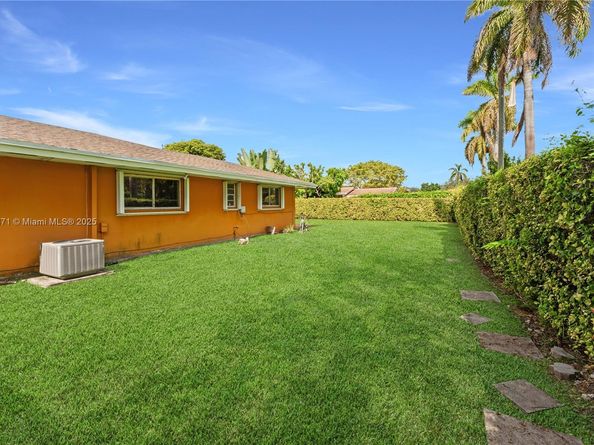 7205 SW 109th Ter, Pinecrest FL 33156