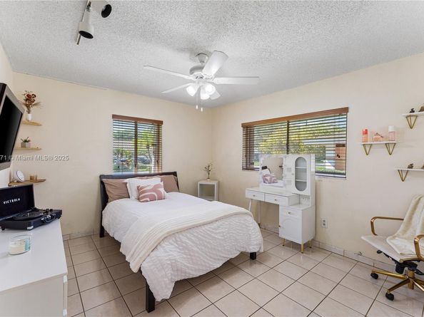 7205 SW 109th Ter, Pinecrest FL 33156