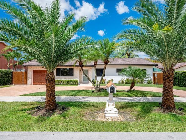 Undisclosed Address #A11899461, Miami FL 33157